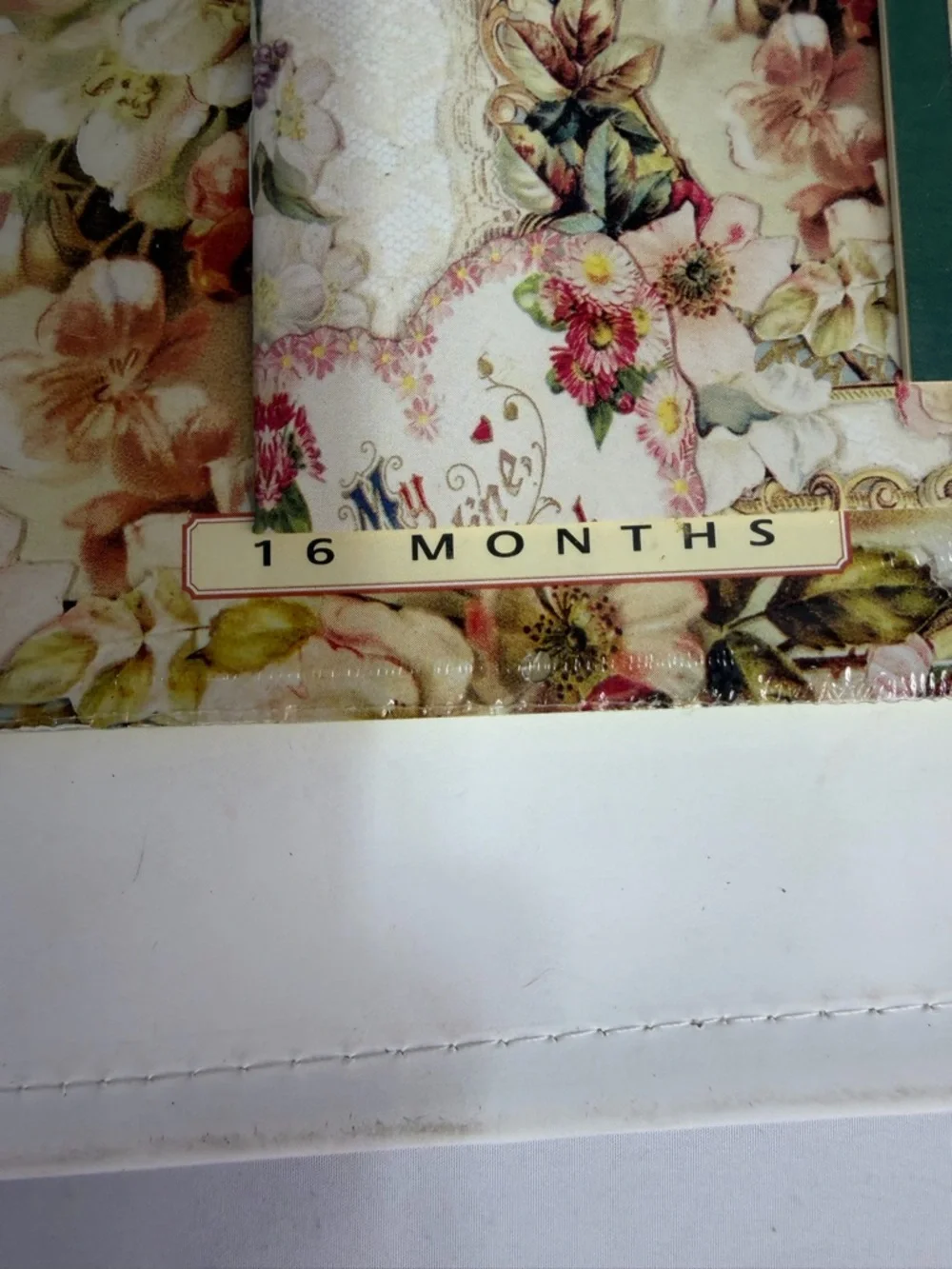 Unopened 2004 Victorian Cats 16 Month Calendar 4 In 1 Set